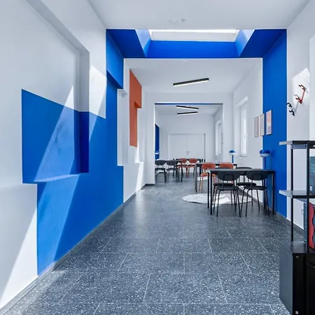 דירה Live-inn 1 Bdr View For 1-4 Guests, 20 Mins To Center, Lift, Gym, Reception, Parking, Roof Terrace, Game & Party פראג