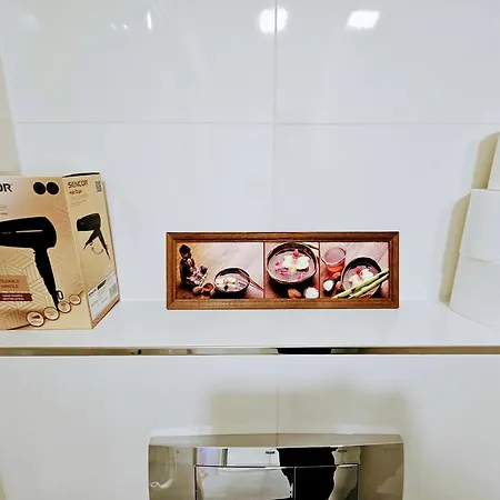 Live-inn 1 Bdr View For 1-4 Guests, 20 Mins To Center, Lift, Gym, Reception, Parking, Roof Terrace, Game & Party דירה