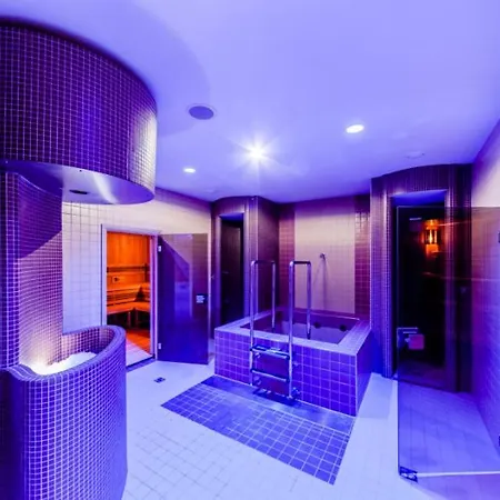 דירה Live-inn 1 Bdr View For 1-4 Guests, 20 Mins To Center, Lift, Gym, Reception, Parking, Roof Terrace, Game & Party