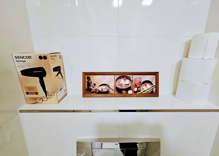 Live-inn 1 Bdr View For 1-4 Guests, 20 Mins To Center, Lift, Gym, Reception, Parking, Roof Terrace, Game & Party Апартаменты